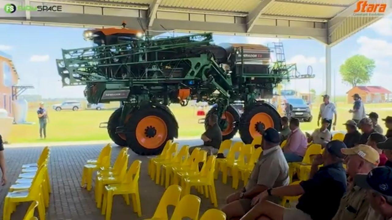 Kyk hoe pak die Stara spuit die hindernis aan by die Syngenta Spuit Demodag.