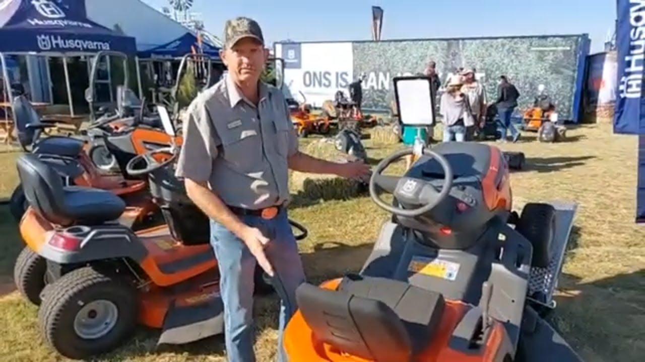 Ons kyk na Husqvarna se ride-on grassnyers reeks hier op NAMPO 2024.
