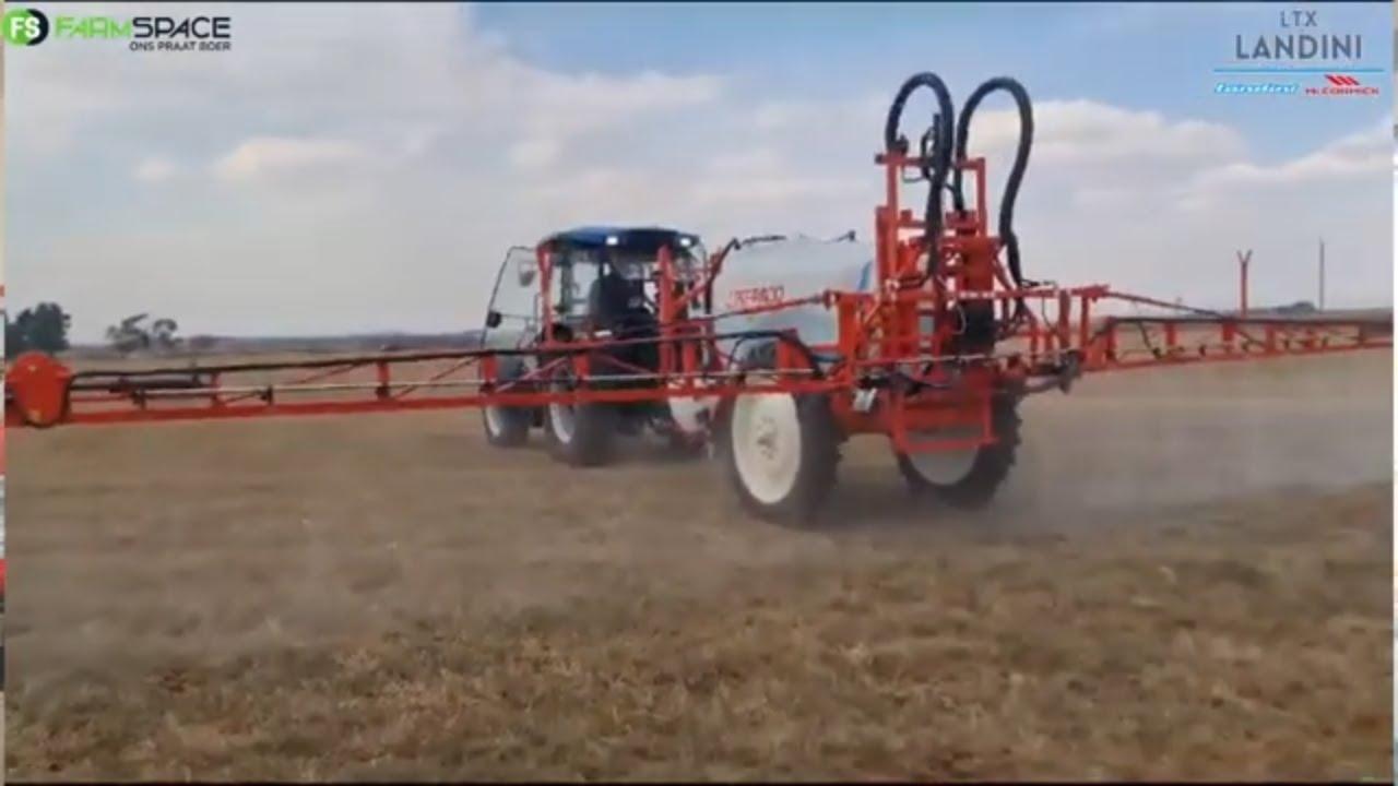 LTX Landini hou demonstrasie dag, 10 Oktober, naby Biesiesvlei.