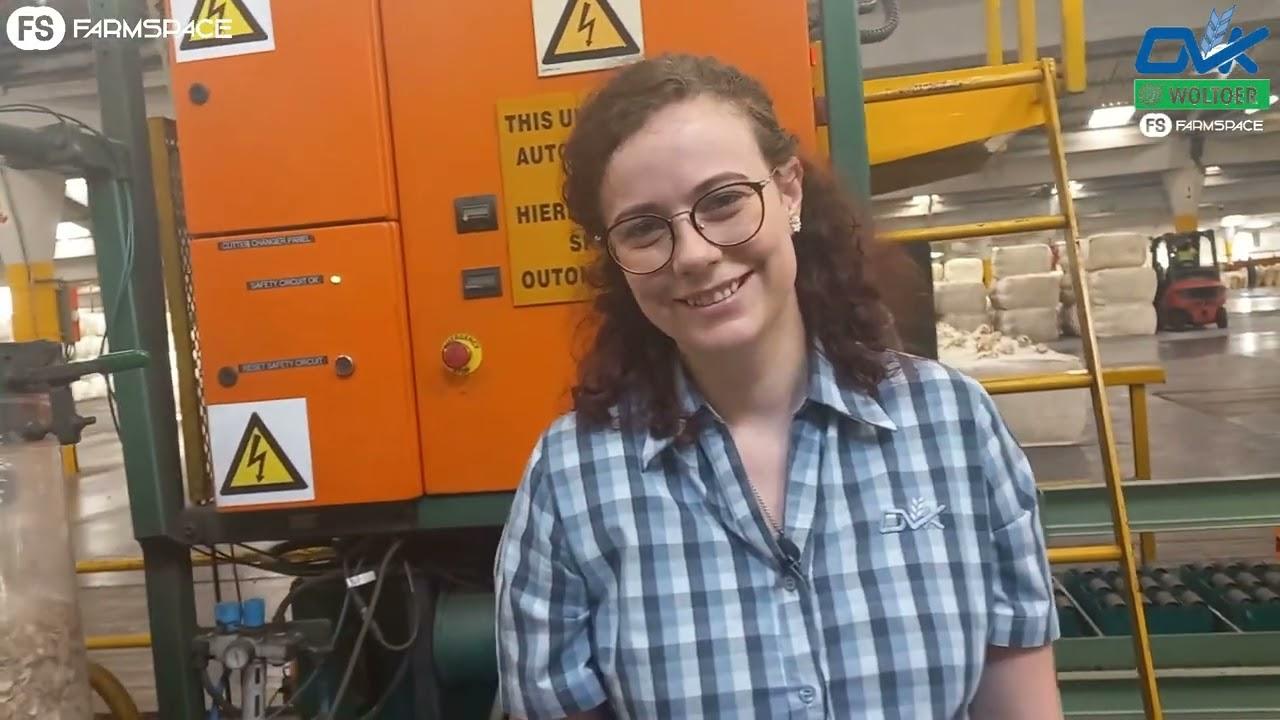 Marna van OVK se vesel sortering en ontvangsarea gesels met ons oor haar werk.