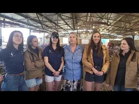 Annette en die dormer dames by die Hatari Dormer Veiling 2023