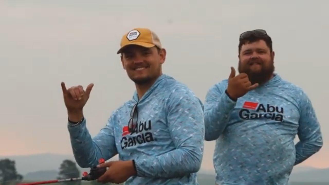 Dinghy en Dodge EP 6. Daardie groot bass moet hier iewers wees.