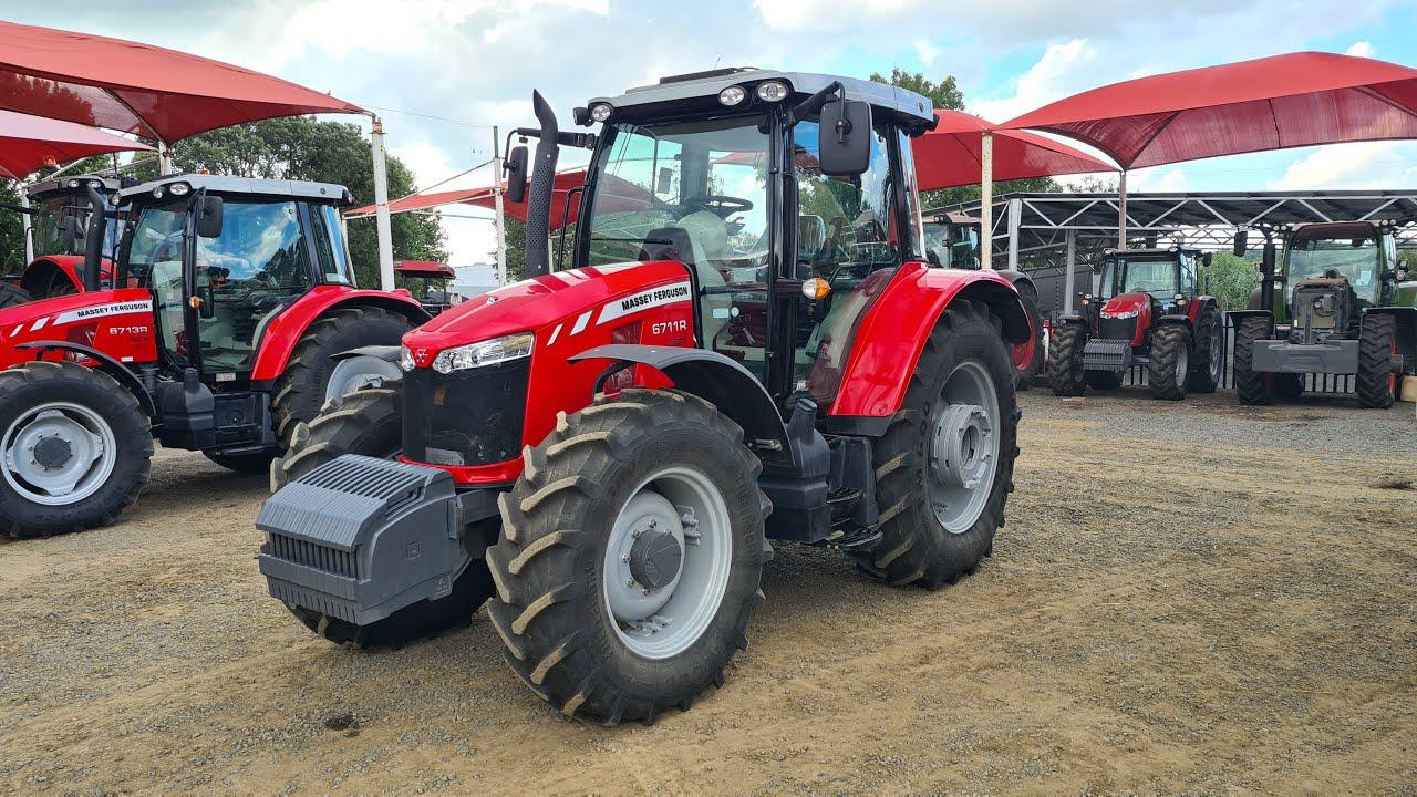 Massey Ferguson 6711R en 6713R - Kwaliteit Trekker en Implement Veiling Sonder Grense 21-24 Feb 2022
