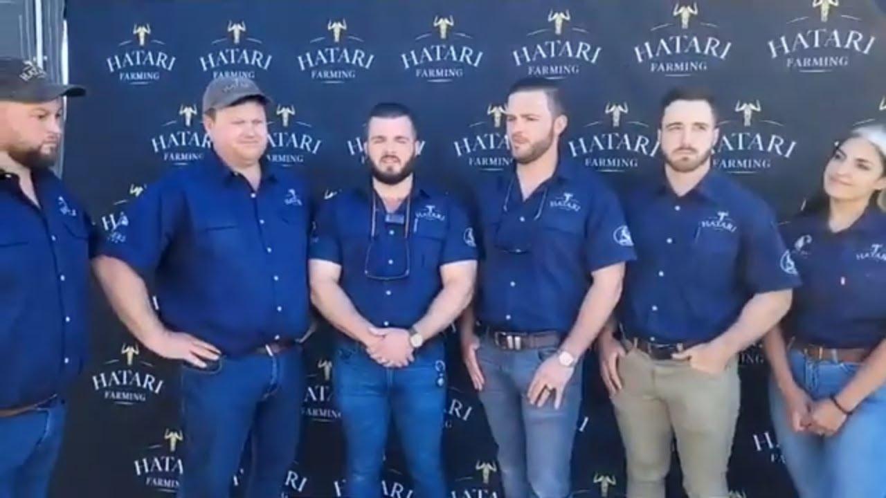 Marius en Steyn se beker van dankbaarheid loop oor - Hatari Dormer Veiling 2023