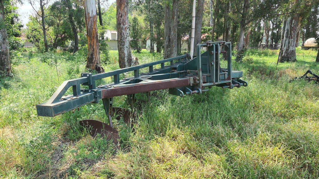 Wilton 12 Skaar Ploeg op Kwaliteit Trekker en Implement Veiling Sonder Grense 21-24 Feb 2022