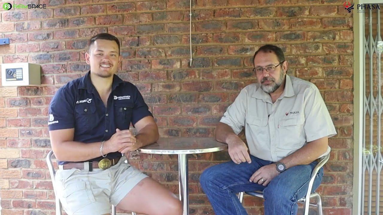 Ons praat met Dries van Coller van PHASA oor die hofsaak van die humane society.