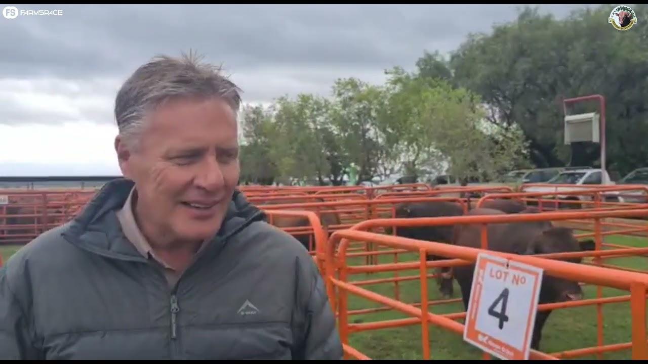 Skatkis Bonsmaras hou hulle 20ste Produksieveiling. Chris gesels met ons oor die veiling se sukses.