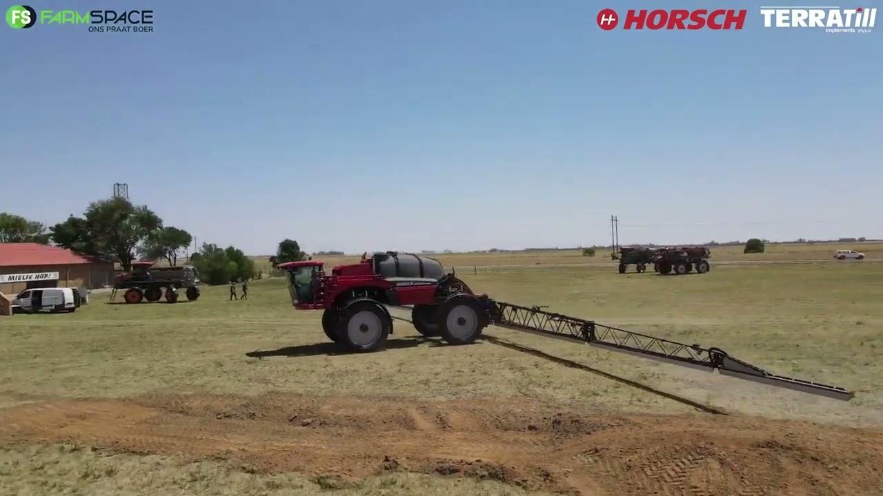 Hoe werk die HORSCH hoogloopspuit se "boom control"?