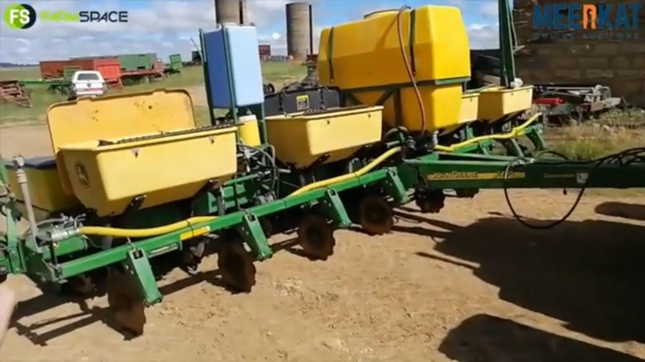 8 ry 91cm JD 1750 mielieplanter op Kwaliteit Trekker en Implement Veiling 21 tot 24 Feb '22.