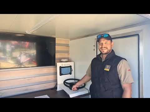 Hoekom moet jy die trekker bestuur as 'n "autosteer" dit vir jou kan doen?