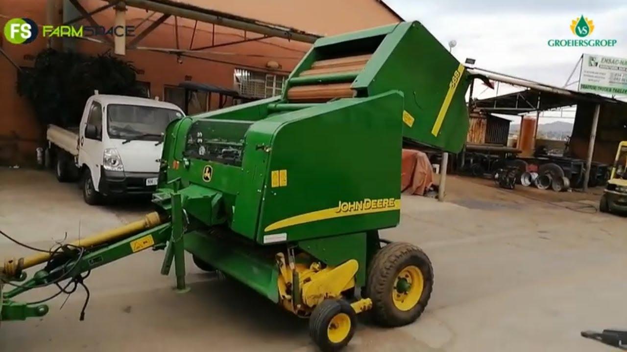 2003 John Deere 568 baler op die VS Groeiersgroep Veiling, 20 Aug 2022.