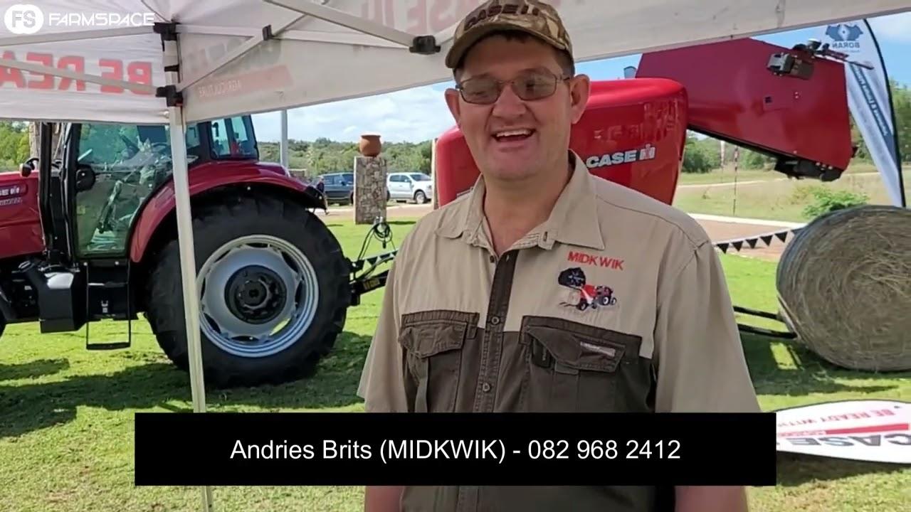 Tinus gesels met Andries van Midkwik by die Phala Phala veiling.